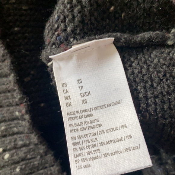 AE quality sweater with hood - Picture 8 of 8